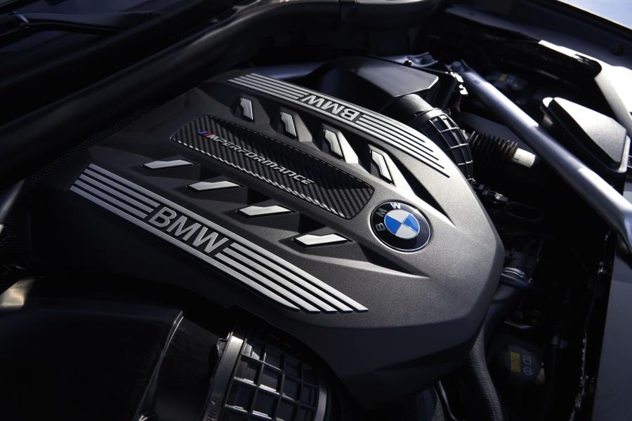 Моторный отсек BMW X6 M50i (G06) 2019 года  (WW) (фото 76 из 180)
